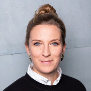 <a href="/menschen-inhalte/#stephanie"><b>Stéphanie Barsch</b></a><br>Beraterin